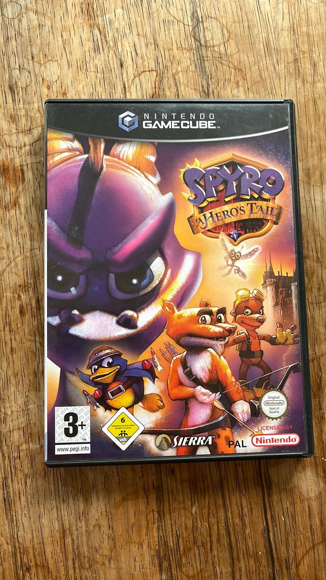 Spyro A Hero’s Tail, Games en Spelcomputers, Games | Nintendo GameCube, Ophalen of Verzenden, Zo goed als nieuw