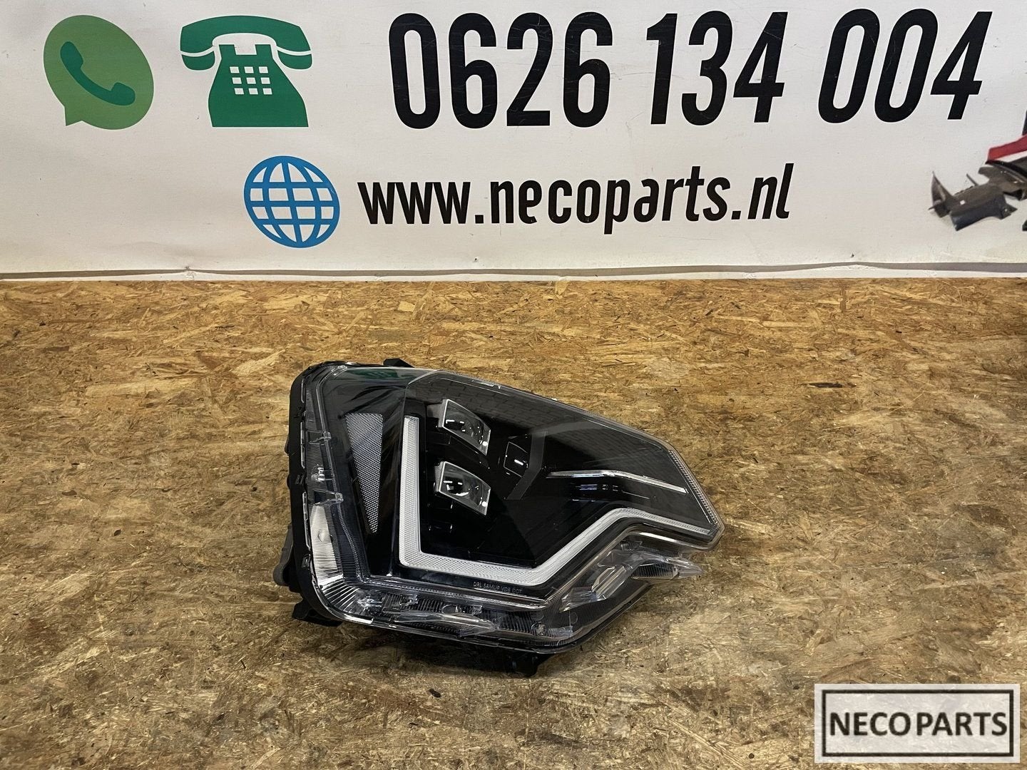 KIA NIRO FULL LED KOPLAMP 2022 RECHTS 92102-AT000 ORIGINEEL, -, -, Ophalen of Verzenden, -