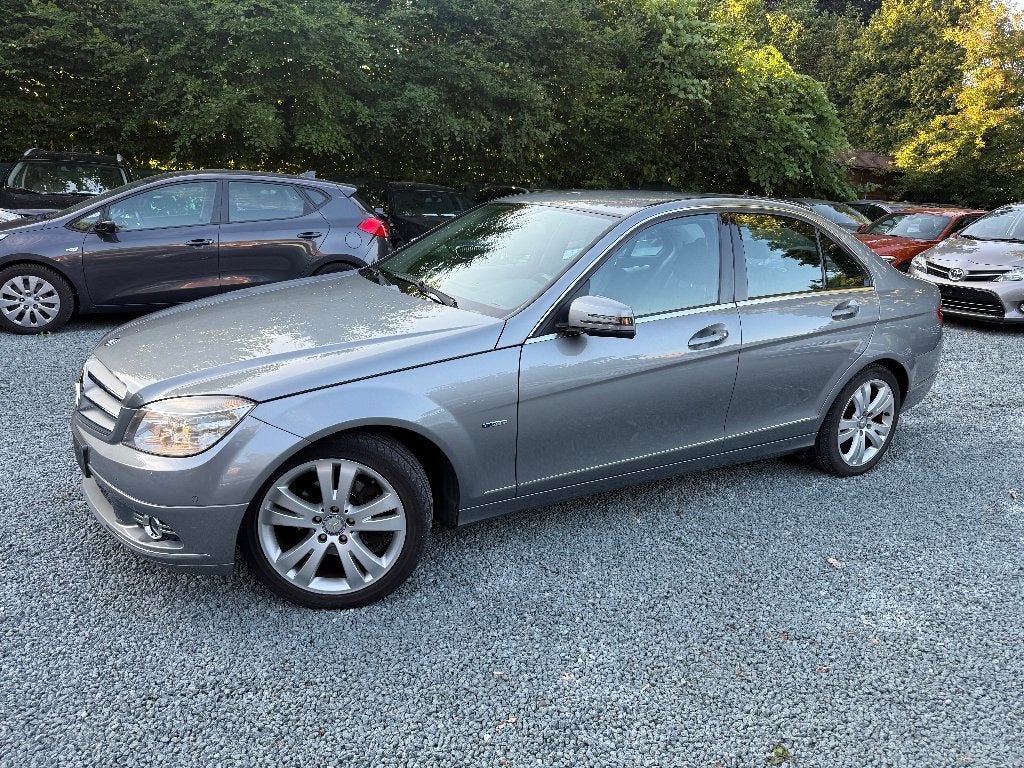 Mercedes C200 jaar 2011 Euro 5**120.000 km*Carnet, Auto's, Mercedes-Benz, Euro 5, Parkeersensor, Wit, Leder