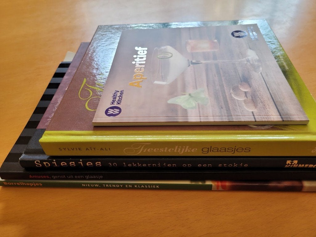 livres de cuisine et snacks, Enlèvement ou Envoi, Comme neuf, Tapas, Snacks et Dim Sum