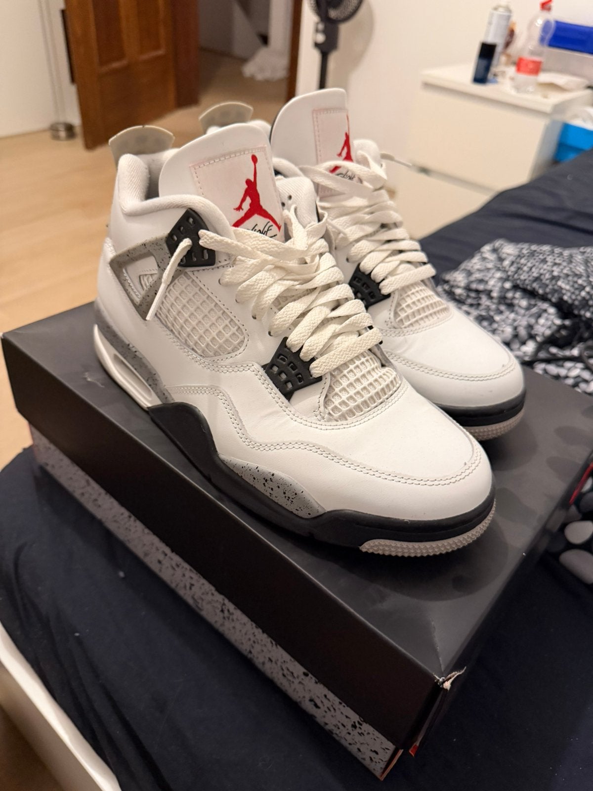 Nike Air Jordan 4 Retro OG “White Cement, Ophalen, Wit, Zo goed als nieuw, Sneakers