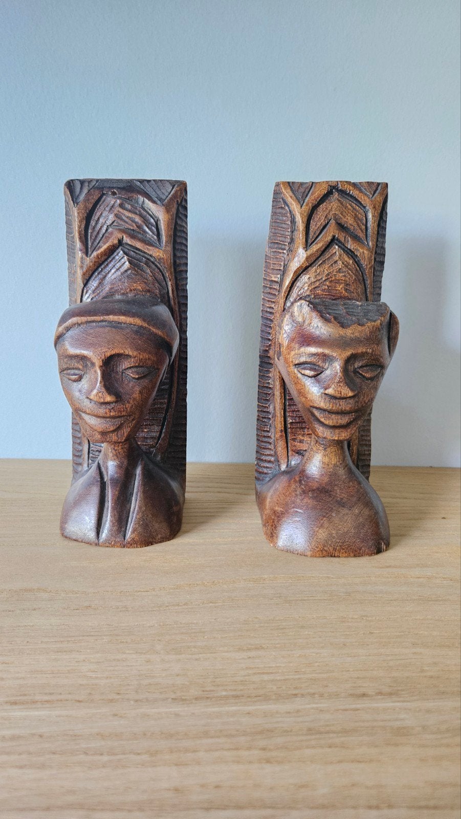 Vintage Afrikaanse Houten Boekensteunen (Set van 2) Mid-Ce, Antiek en Kunst, Ophalen of Verzenden, Modern, Man