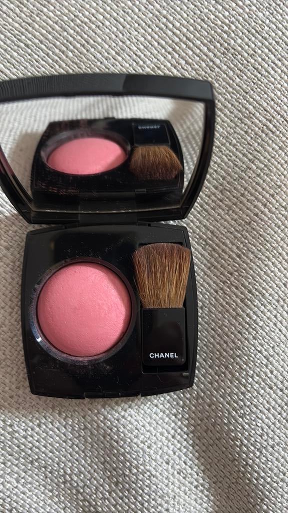 Fard à joues Chanel, Bijoux, Sacs & Beauté, Enlèvement ou Envoi, Comme neuf, Rose, Joues