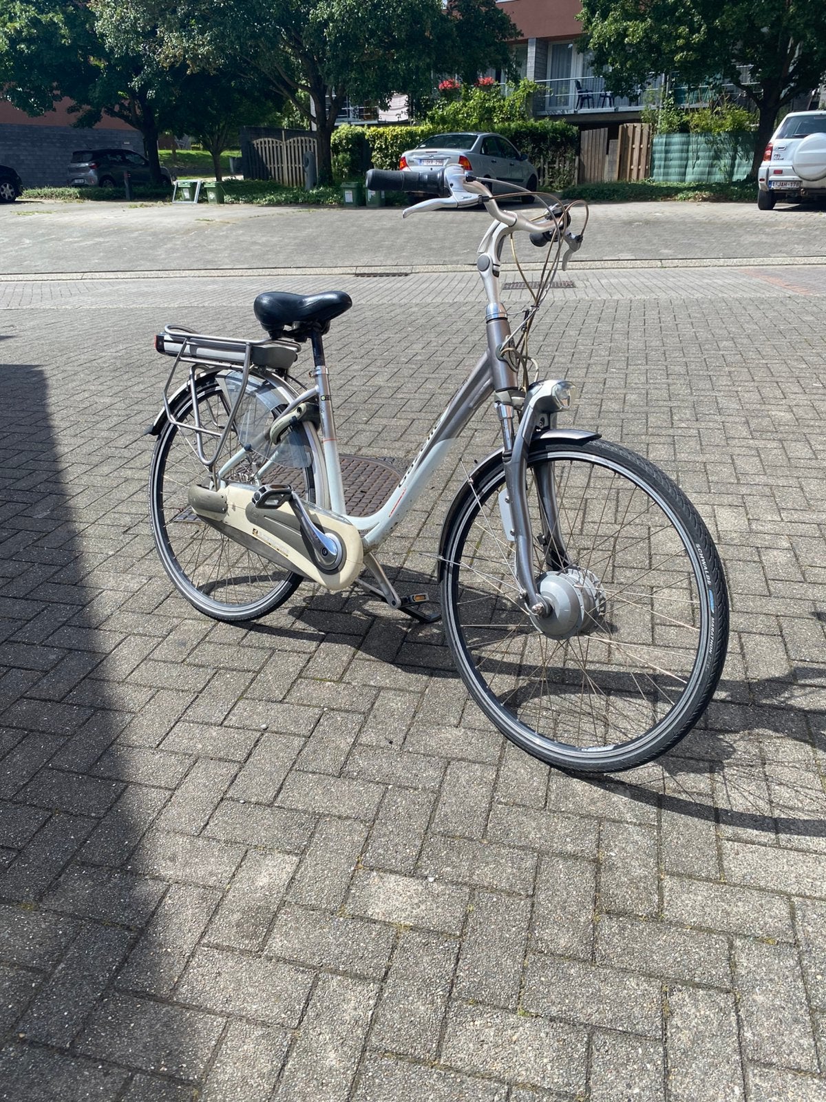 Vélo électrique pour femme, Vélos & Vélomoteurs, Vélos électriques, Enlèvement, Utilisé, 30 à 50 km par batterie, 51 à 55 cm