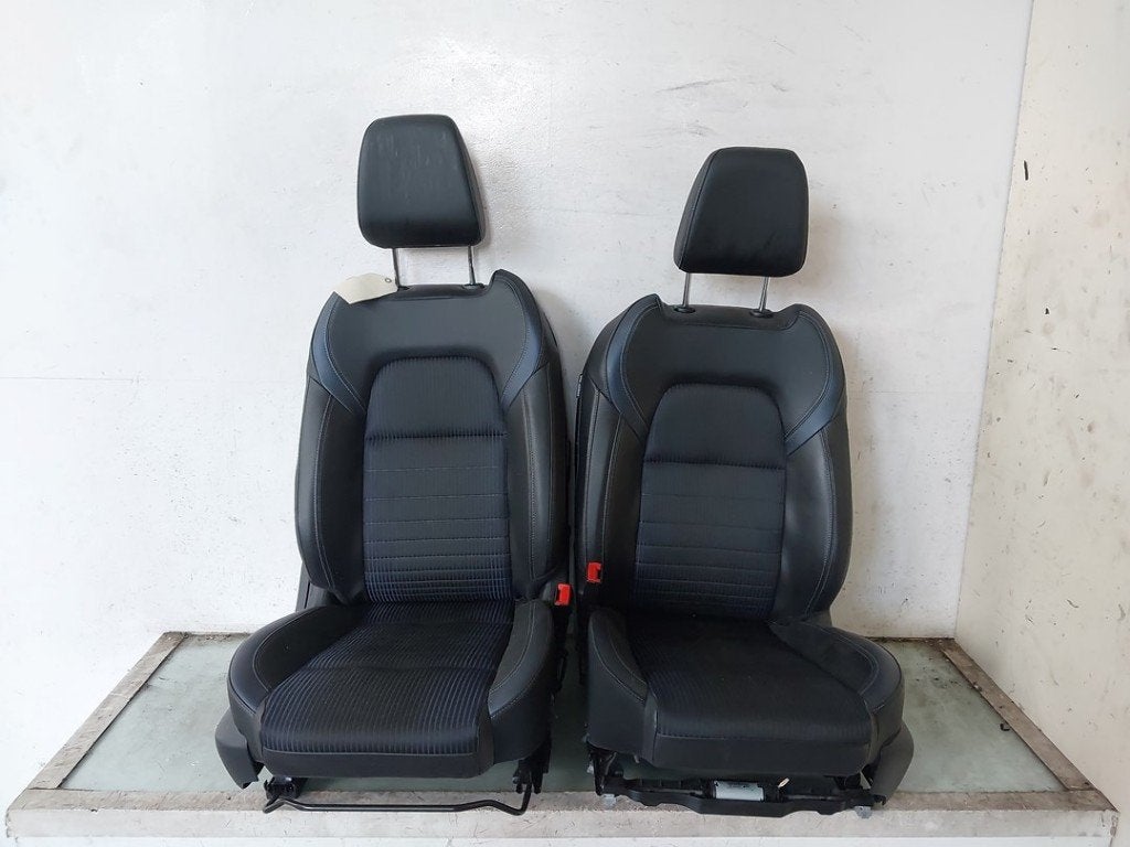 INTERIEUR COMPLET Nissan Qashqai (J12) (01-2021/07-2025), Germany@nissan-services.eu, Kronenweg 38
50389  Wesseling, DE, Utilisé