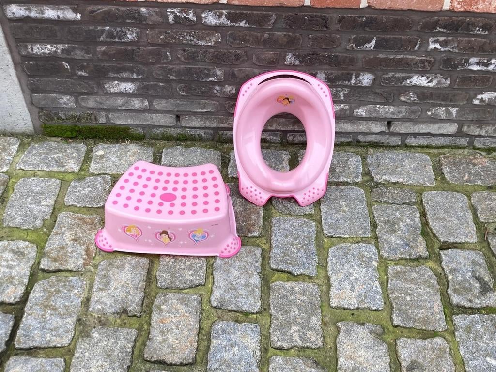 Wc verkleiner en opstapje, Ophalen