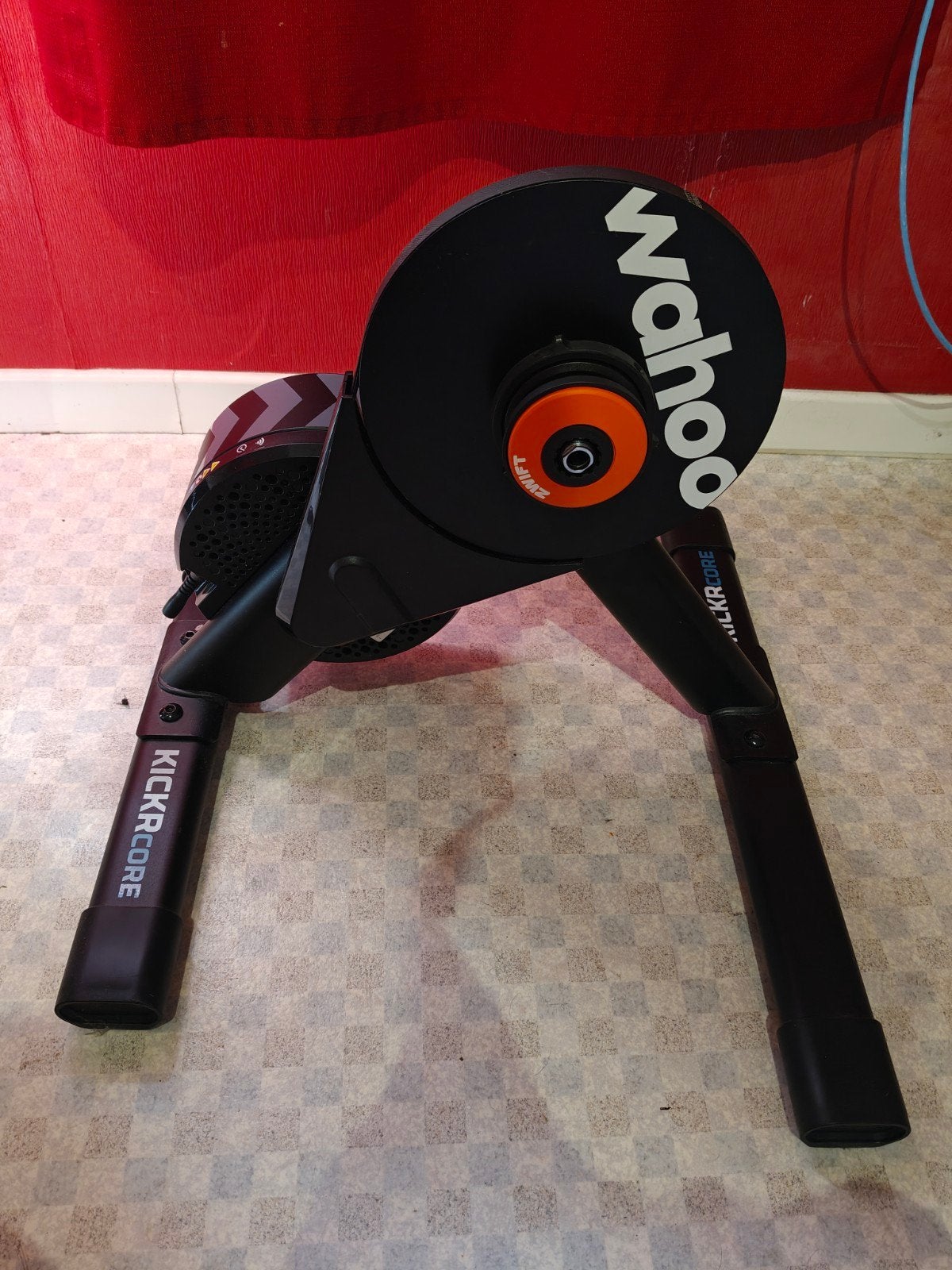 Zwift kickr core 2 + abonnement geldig tot 29 januari 2027, Sport en Fitness, Ophalen