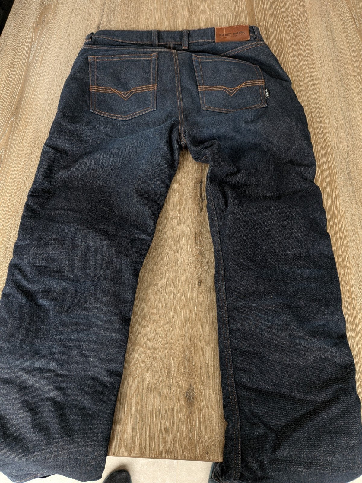 Richa motor jeans broek, Motos, Vêtements | Vêtements de moto, Seconde main, Enlèvement ou Envoi, Hommes, Pantalon | textile