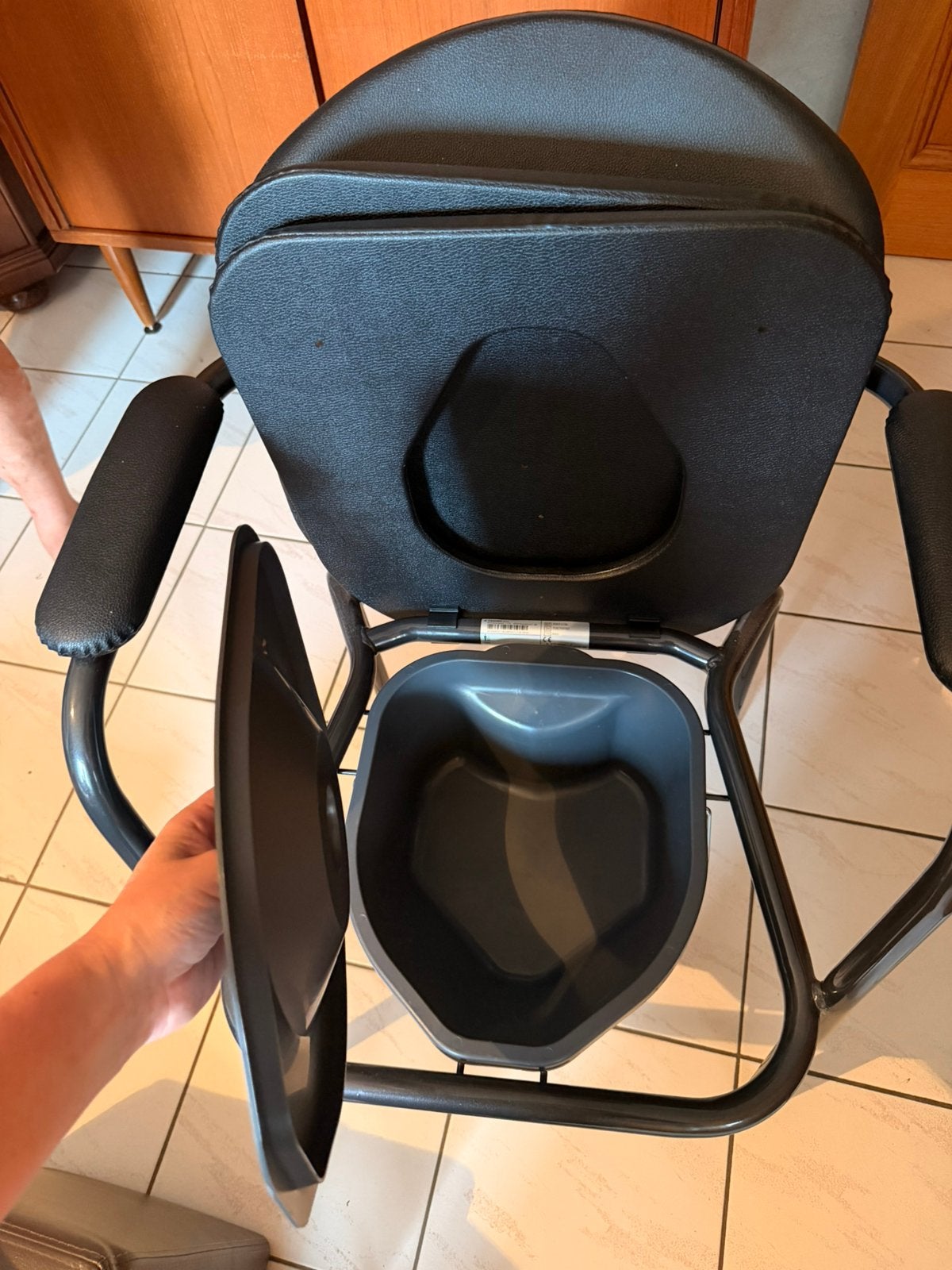 NIEUWE WC STOEL, Huis en Inrichting, Stoelen, Ophalen, Nieuw