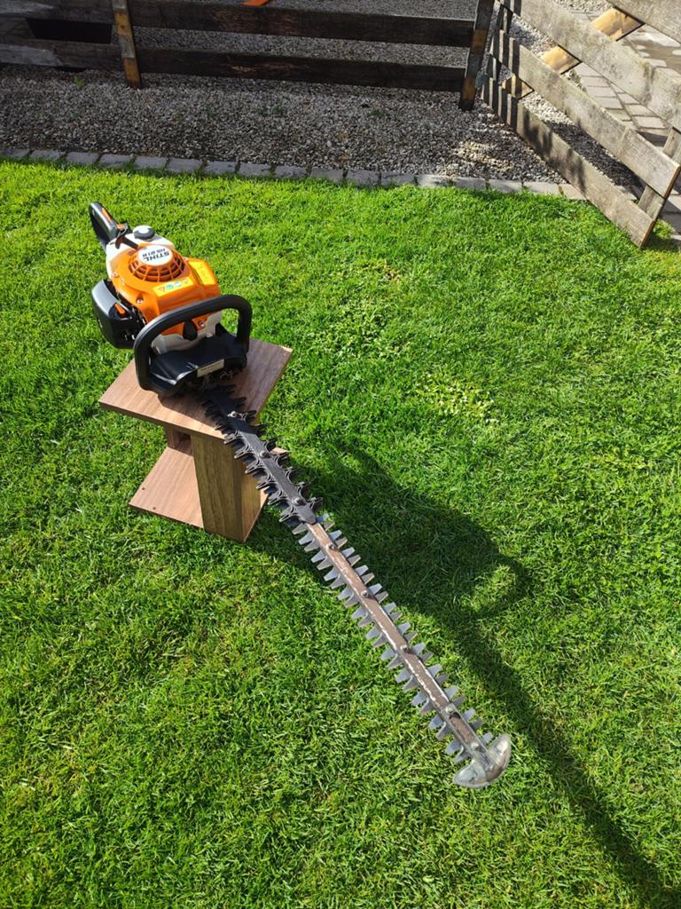 Heggenschaar Stihl HS 81 r, Ophalen