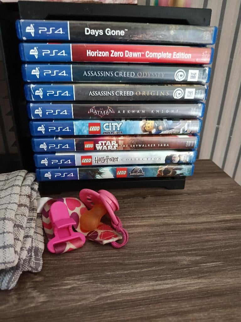 Playstation 4 tv 40 inch en spelletjes, Ophalen of Verzenden, Slim