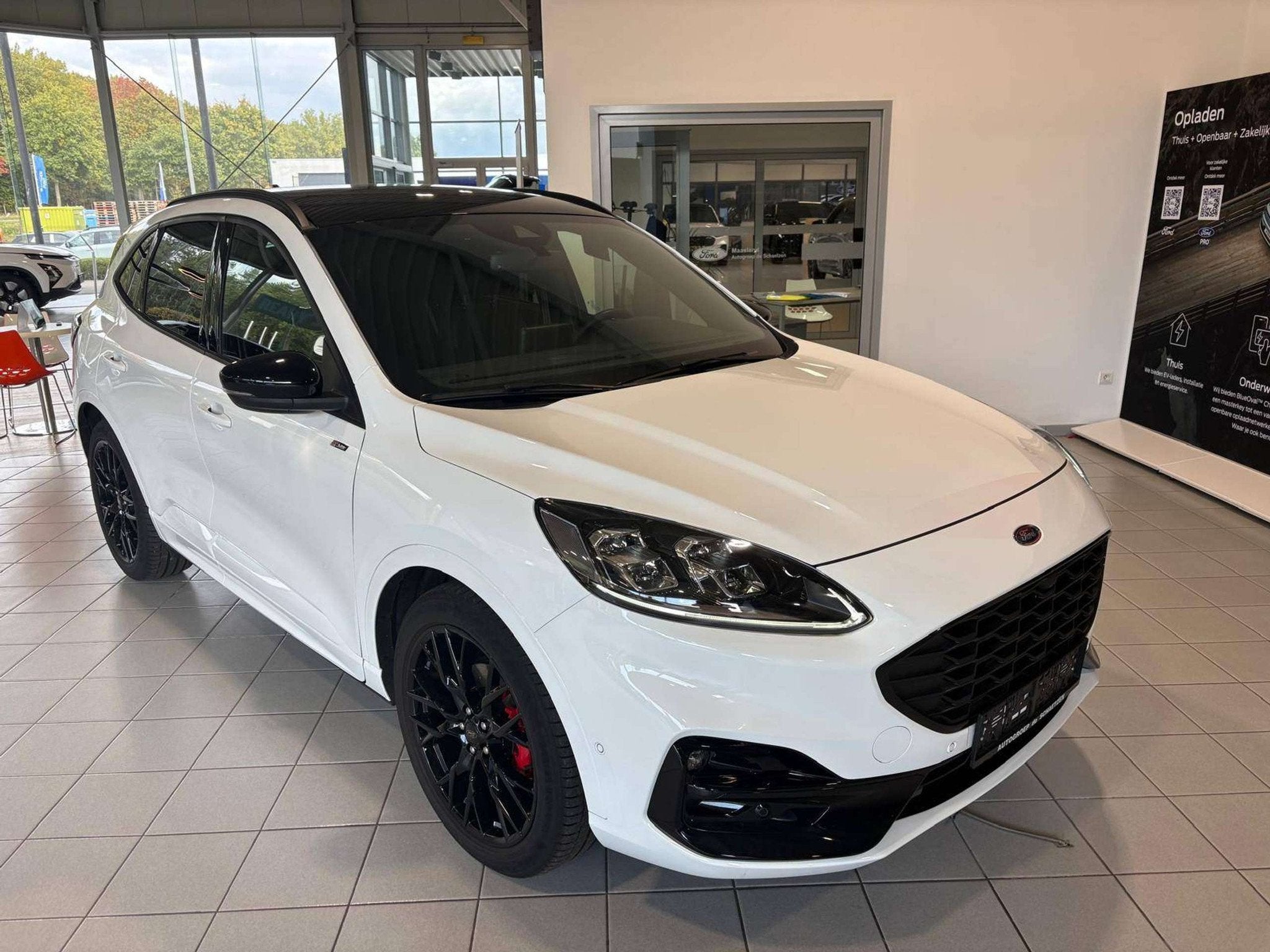Ford Kuga EcoBoost ST-Line X bLACK pACKAGE, Achat, Boîte manuelle, Noir, 1526 kg