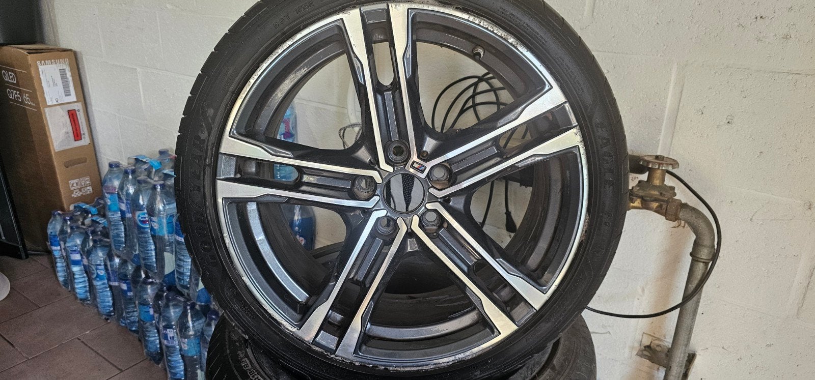 pneus + Jants Bmw 17'pouces Nouvelle, Enlèvement ou Envoi, 17 pouces, Pneu(s)