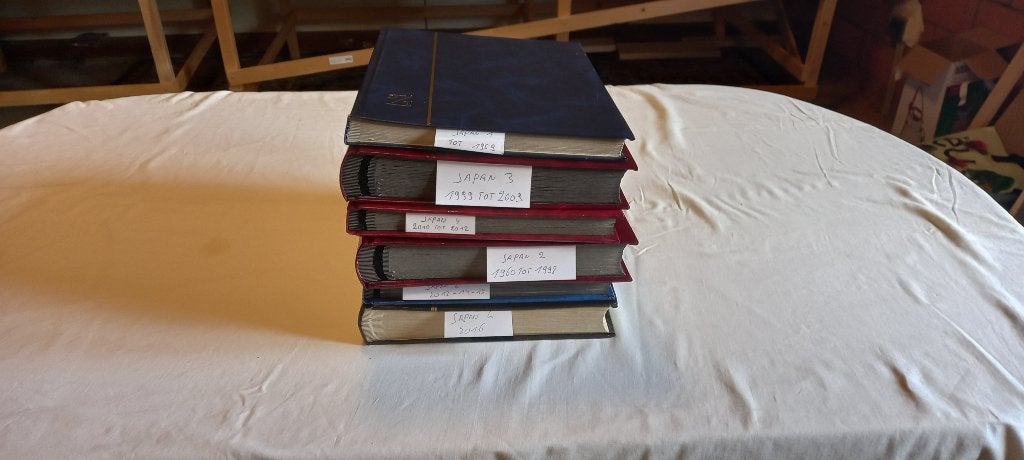 Albums van Japan, Postzegels en Munten, Ophalen