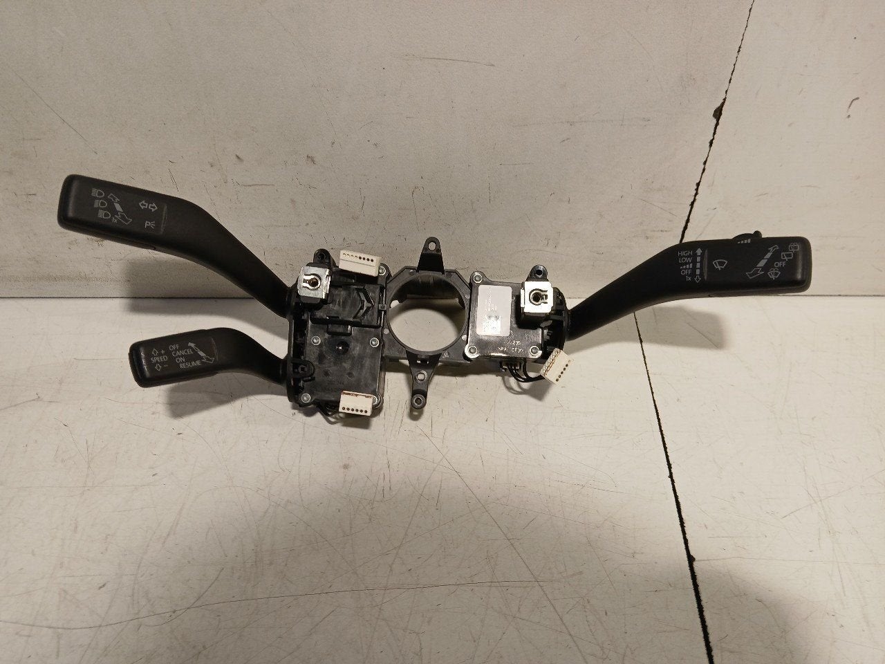 Combischakelaar Volkswagen Sharan, Onderdelen@venauto.nl, Van der Ven Autorecycling B.V., Ettenseweg 76, 4706 PB Roosendaal, The Netherlands