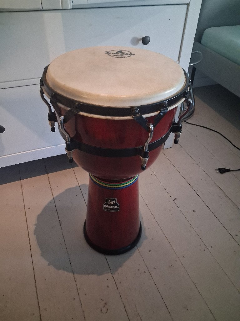 Meinl djembe rood 14", Muziek en Instrumenten, Percussie, Ophalen, Nieuw, Trommel