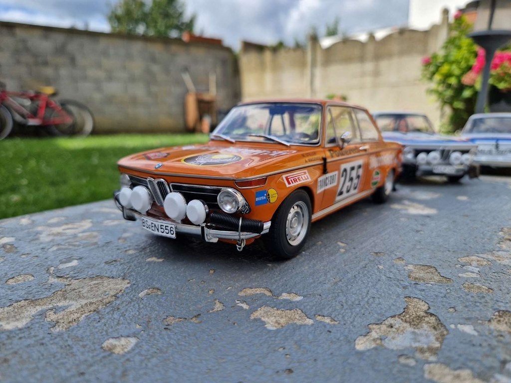 BMW 2002 Rallye Monte Carlo Nr. 255 Échelle 1/18 - PRIX: 79€, Enlèvement ou Envoi, Neuf, Voiture, Autres marques