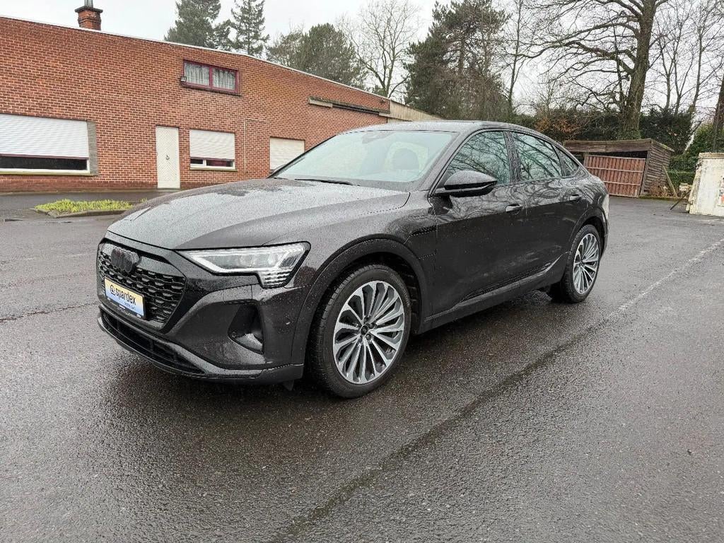 Audi Q8 e-tron 55 Quattro | S-Line | Leasing (automatique), Cuir, Argent ou Gris, Achat, 408 ch