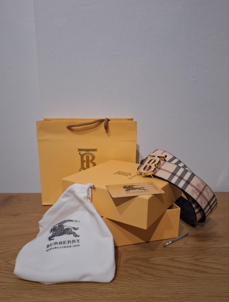 Burberry Reversible TB Riem, Ophalen of Verzenden