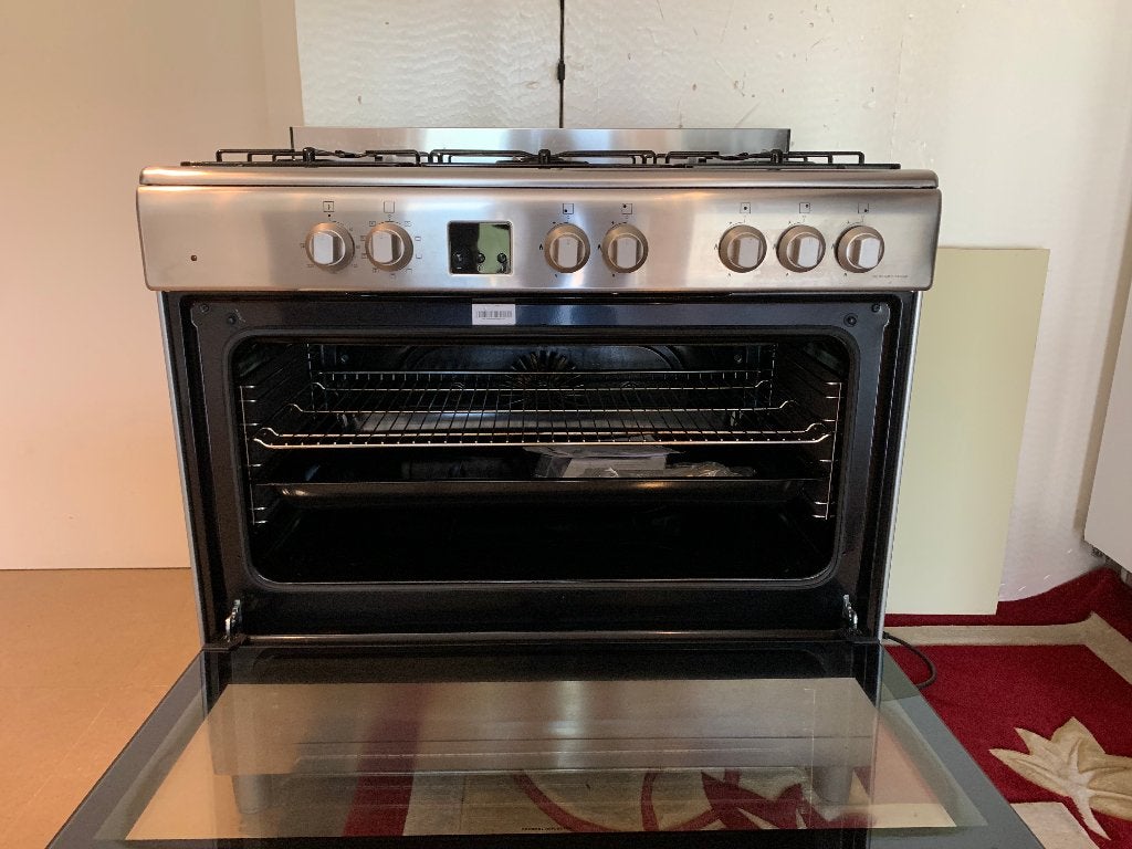 gasfornuis met elektrische oven, Elektronische apparatuur, Fornuizen, Ophalen, 60 cm of meer, Zo goed als nieuw, Vrijstaand