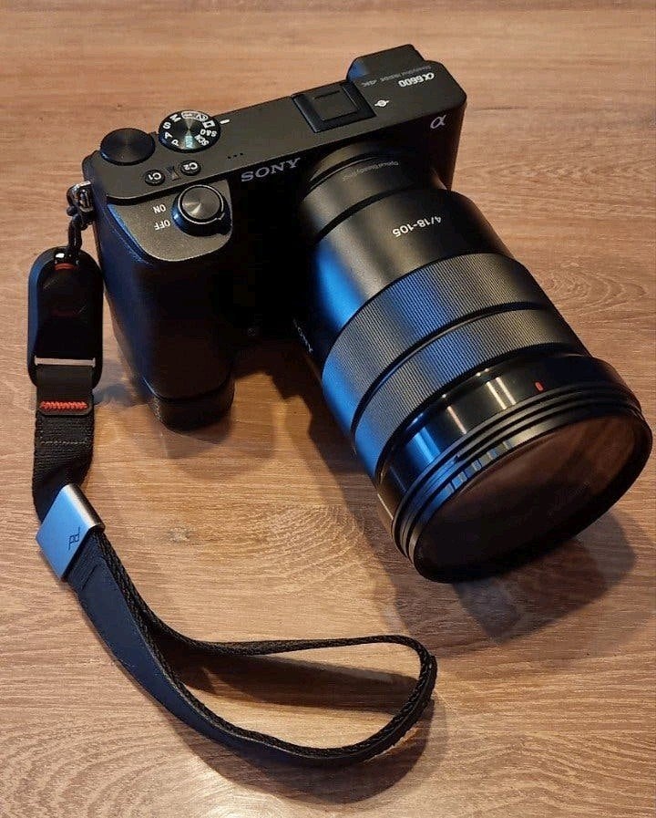 Sony A6600, 5 objectifs, micro, filtres, trépied, état neuf., Oplader, Nieuw, 24 megapixels, Sony