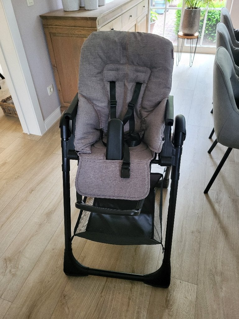 kinderstoelen, Kinderen en Baby's, Kinderstoelen, Ophalen, Zo goed als nieuw, Inklapstoel, Aanschuifbaar