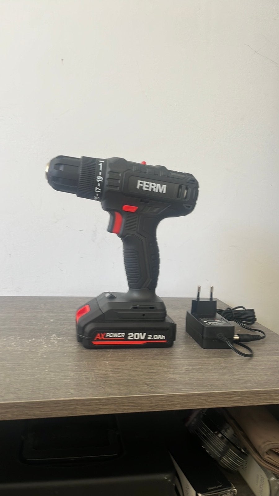 Nieuwe FERM CDM1119 Accuboormachine incl. Accu en Oplader, Doe-het-zelf en Bouw, Gereedschap | Boormachines, Ophalen of Verzenden