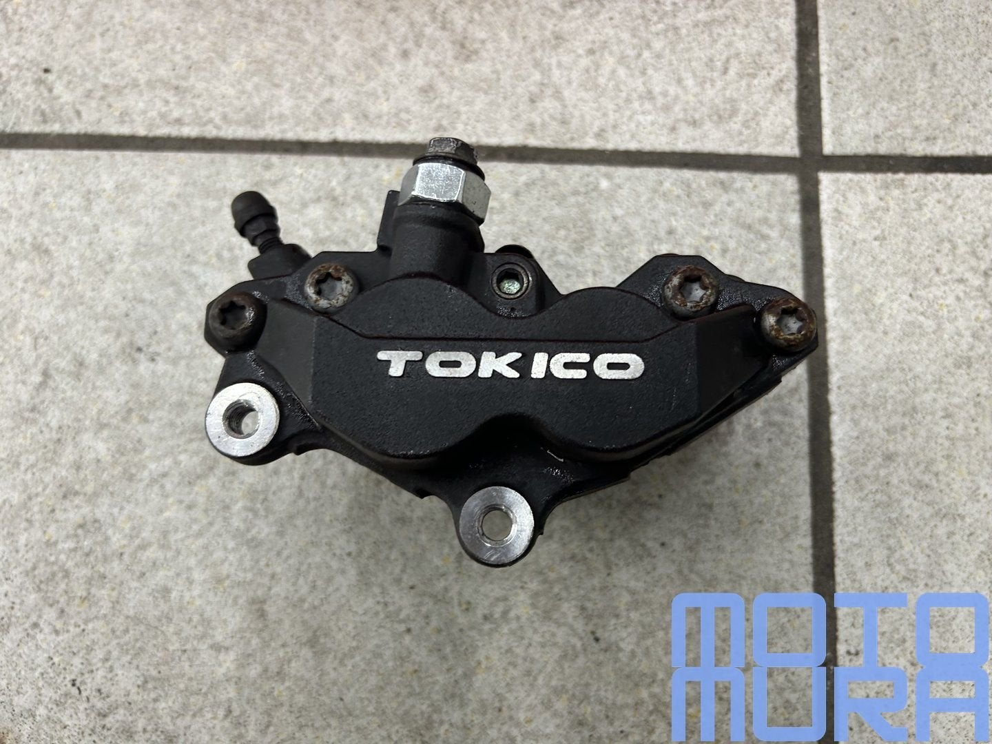 Remklauw links voor de Suzuki GSR 600 2006 - 2010 GSR600 lin, -, Utilisé, -, -