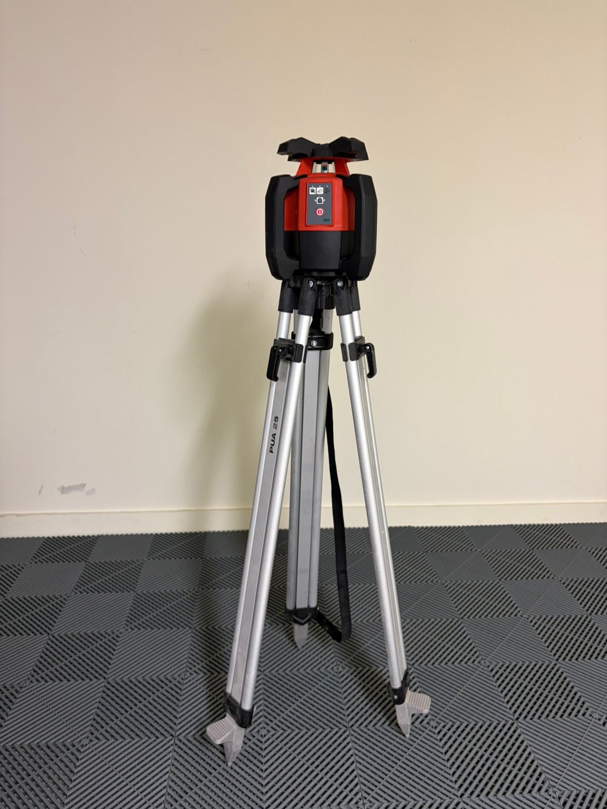 Hilti roterende laser, Doe-het-zelf en Bouw, Meetapparatuur, Ophalen, Nieuw