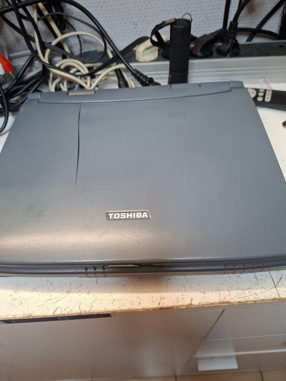 Te koop oude Toshiba satellite 2550 cdt voor onderdeel, Computers en Software, Vintage Computers, Ophalen of Verzenden