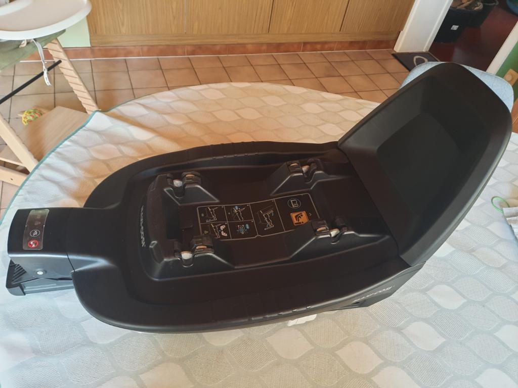Maxi cosi pebble pro en familyfix base, Enlèvement