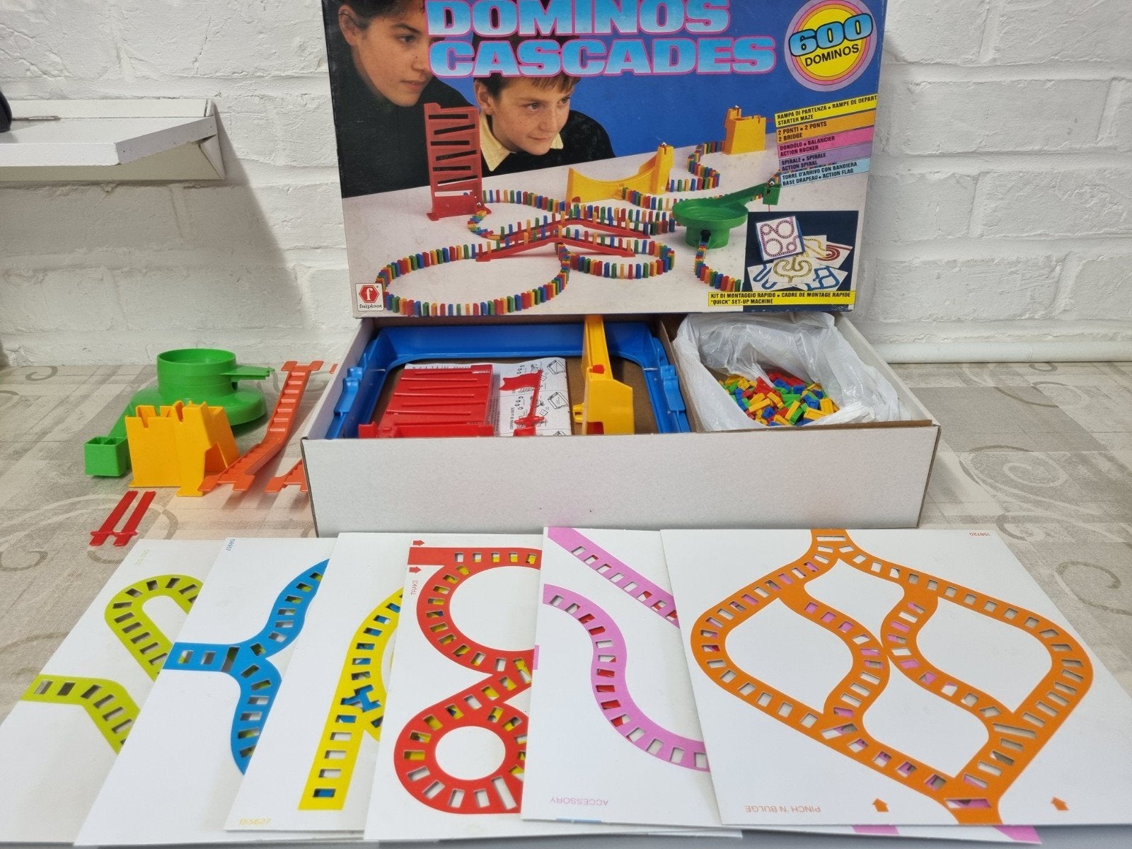 Dominos cascade, Hobby en Vrije tijd, Gezelschapsspellen | Overige, Ophalen