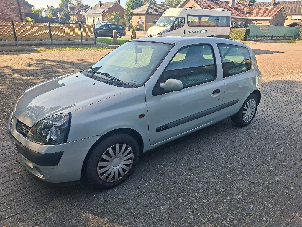 Renault clio 1.2i 166dkm gekeurd voor verkoop, Particulier, Blauw, Zilver of Grijs, Clio