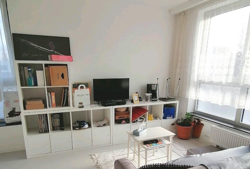 ✨️🔵 kavel Beschikbaar: 2x 2x4 IKEA KALLAX wit, 2 meubels, Huis en Inrichting, Ophalen, Gebruikt, Overige materialen, Wit