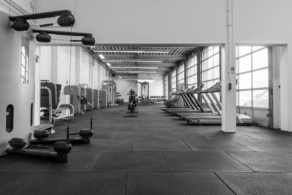 Sportvloer tegels  Fitness matten   Rubber tegels 100x100 cm, Sport en Fitness, Ophalen of Verzenden, Gebruikt, Benen