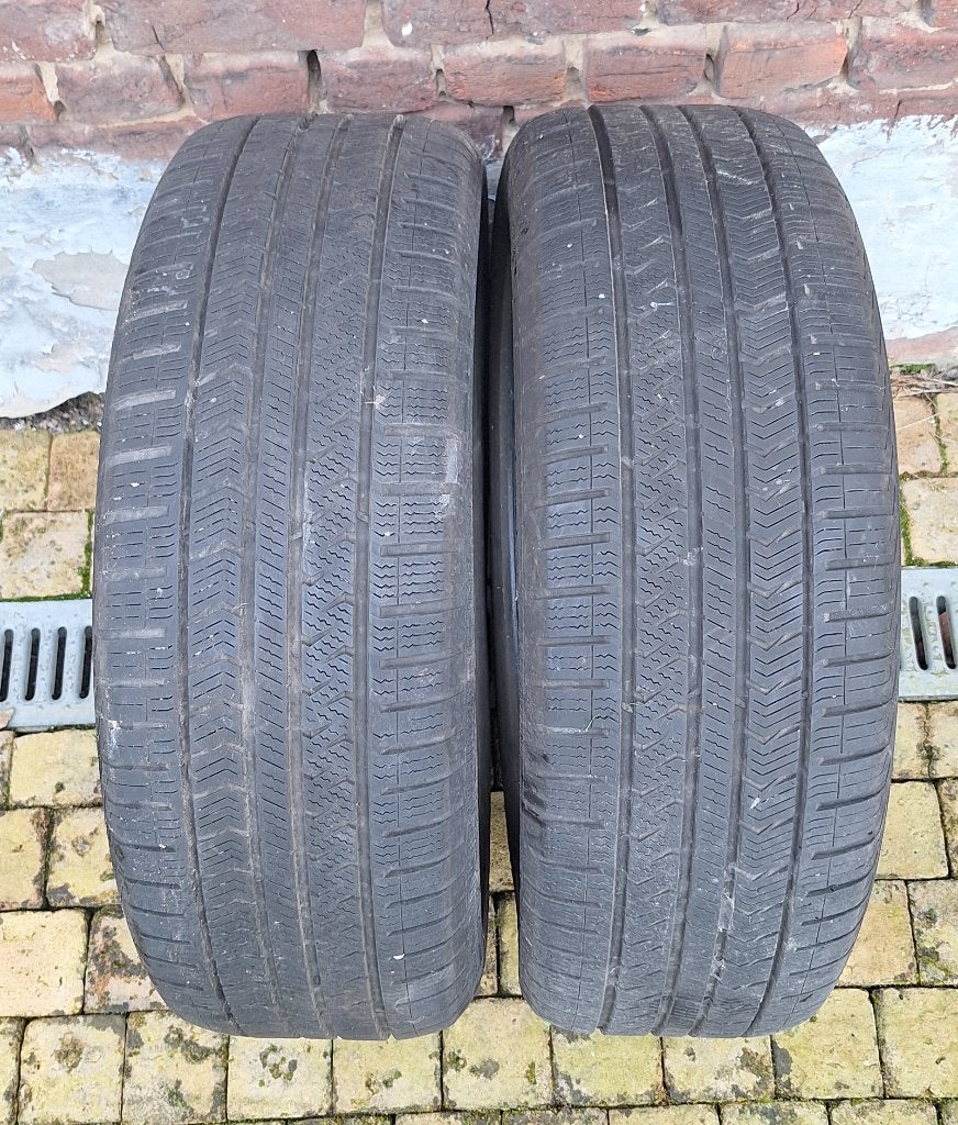 2x Pneus hiver VREDESTEIN QUATRAC 5, Autos : Pièces & Accessoires, Pneus hiver, Enlèvement, 225 mm, Pneu(s)