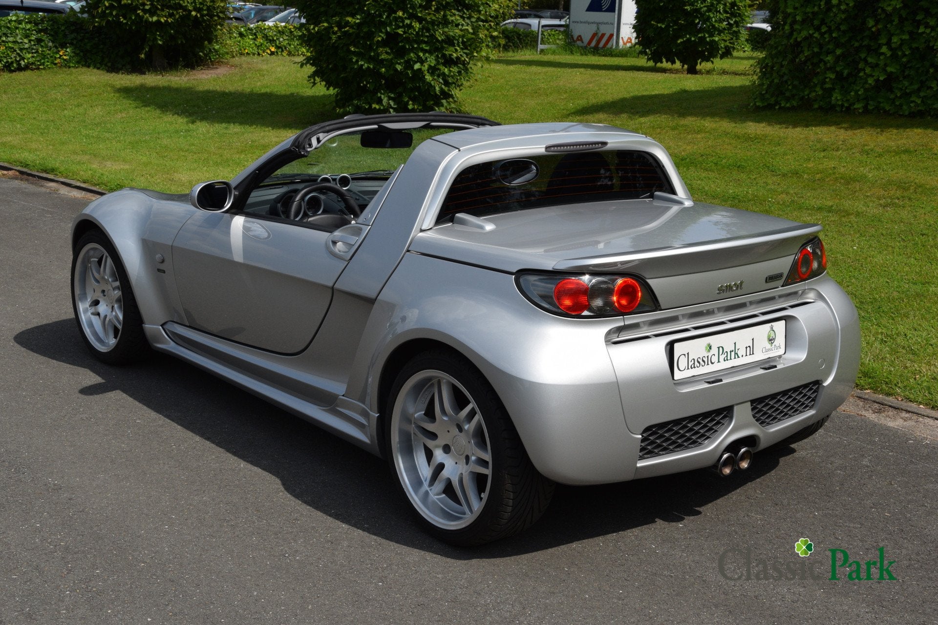 Smart Roadster Brabus (bj 2005, automaat), Auto's, Automaat, Achterwielaandrijving, Zwart, 4 cilinders