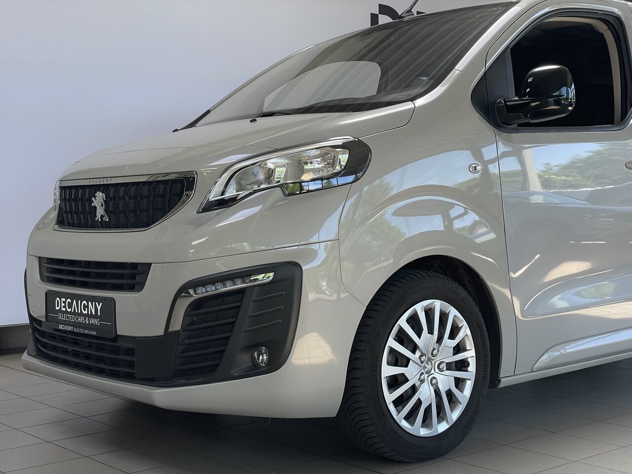 Peugeot Traveller 2.0D 144PK L3 *8pl*Navigatie*App Connect, Autos, 0 kg, Achat, https://public.car-pass.be/vhr/fa855373-deb9-48e3-865a-60dd34b60b25