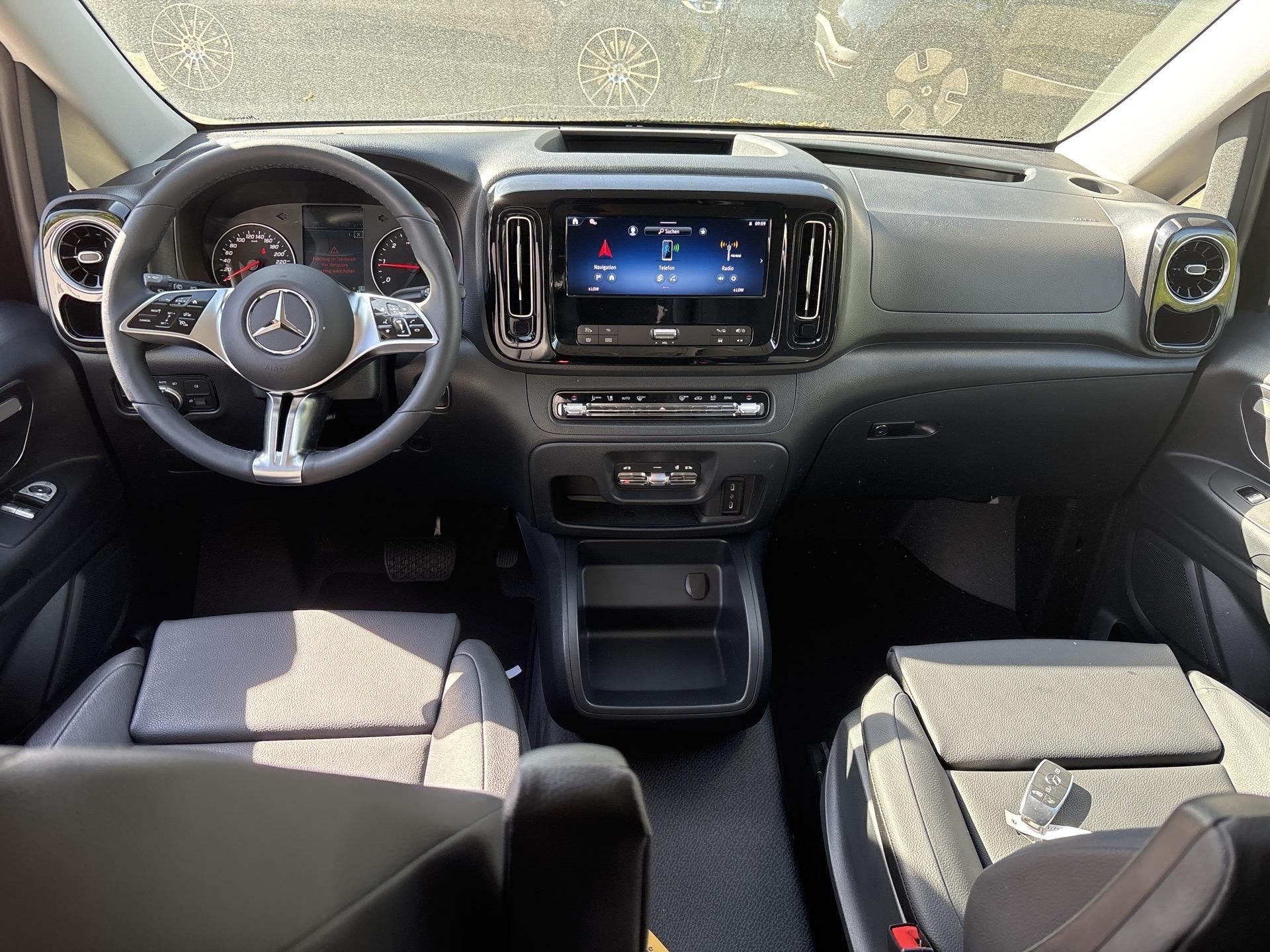 Mercedes-Benz Vito Tourer 124 CDI Select 4MATIC L2 8 Zit | A, Autos, 8 places, Entreprise, 2000 kg, Noir