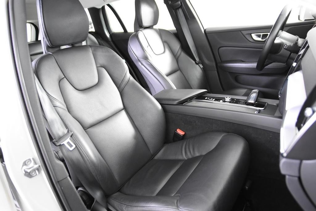 Volvo V60 B4 Inscription *1ste Eigenaar*Leer*Navigatie*, Auto's, Volvo, 145 kW, 1800 kg, 4 cilinders, 1969 cc