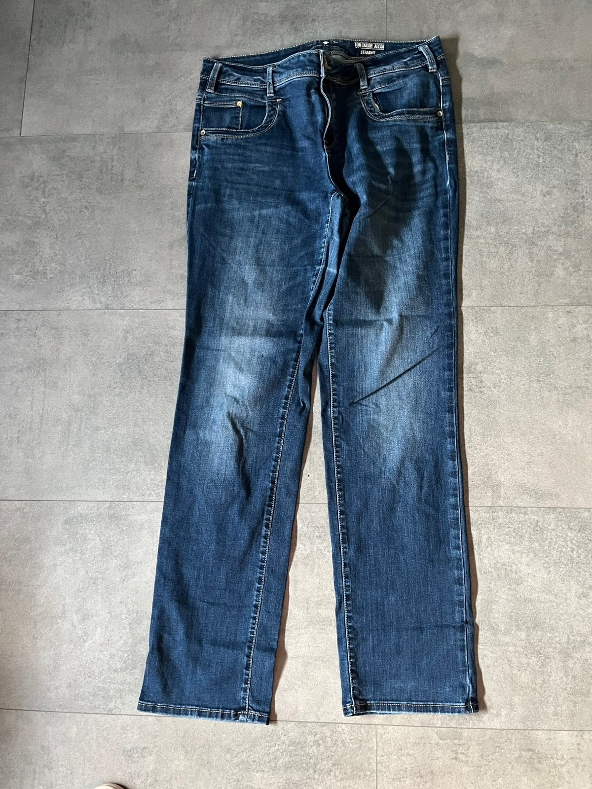 Blauwe jeans maat 33, Kleding | Dames, Spijkerbroeken en Jeans, Ophalen of Verzenden, Gedragen, Blauw, Overige jeansmaten