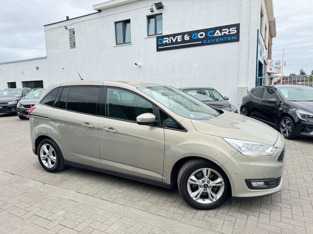 Ford Grand C-Max 1.5 TDCi Titanium EURO 6B * 1 JAAR GARANTIE, Achat, Euro 6, Entreprise, 5 portes