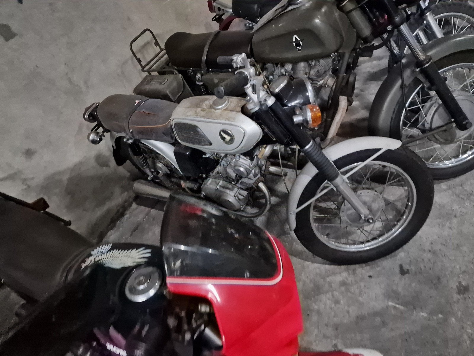 Diverse Oldtimers Zündapp, Honda, Condor, Beta, Suzuki, DKW, Motoren, Particulier
