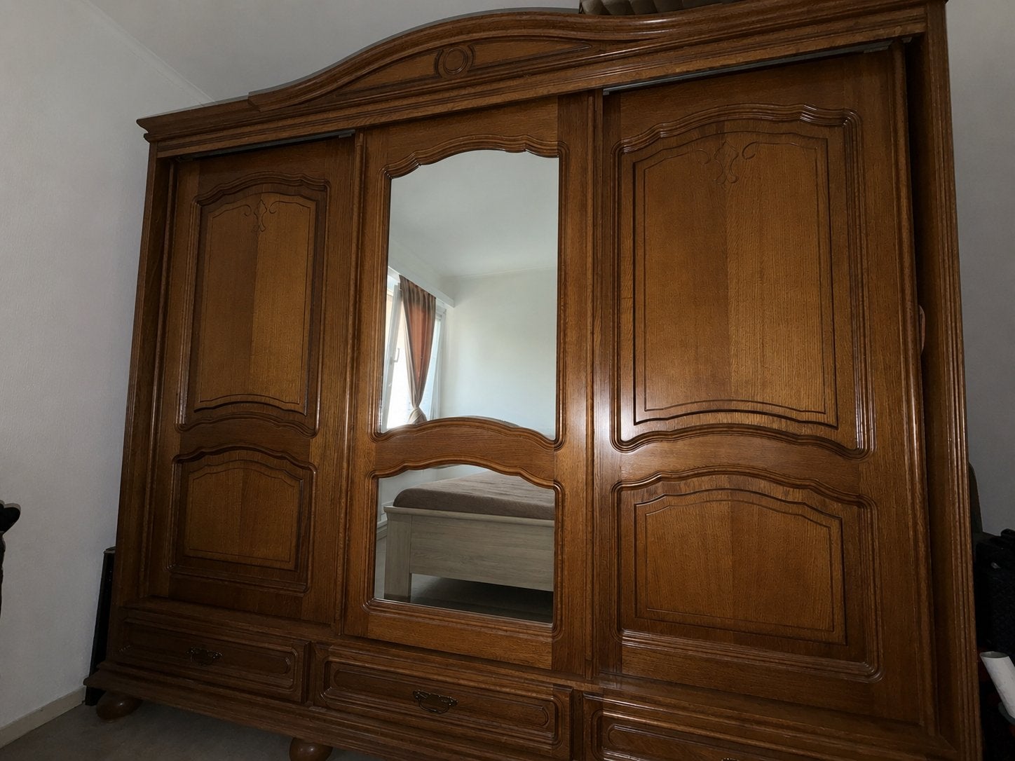Armoirs 3 portes bois de chenes, Ophalen