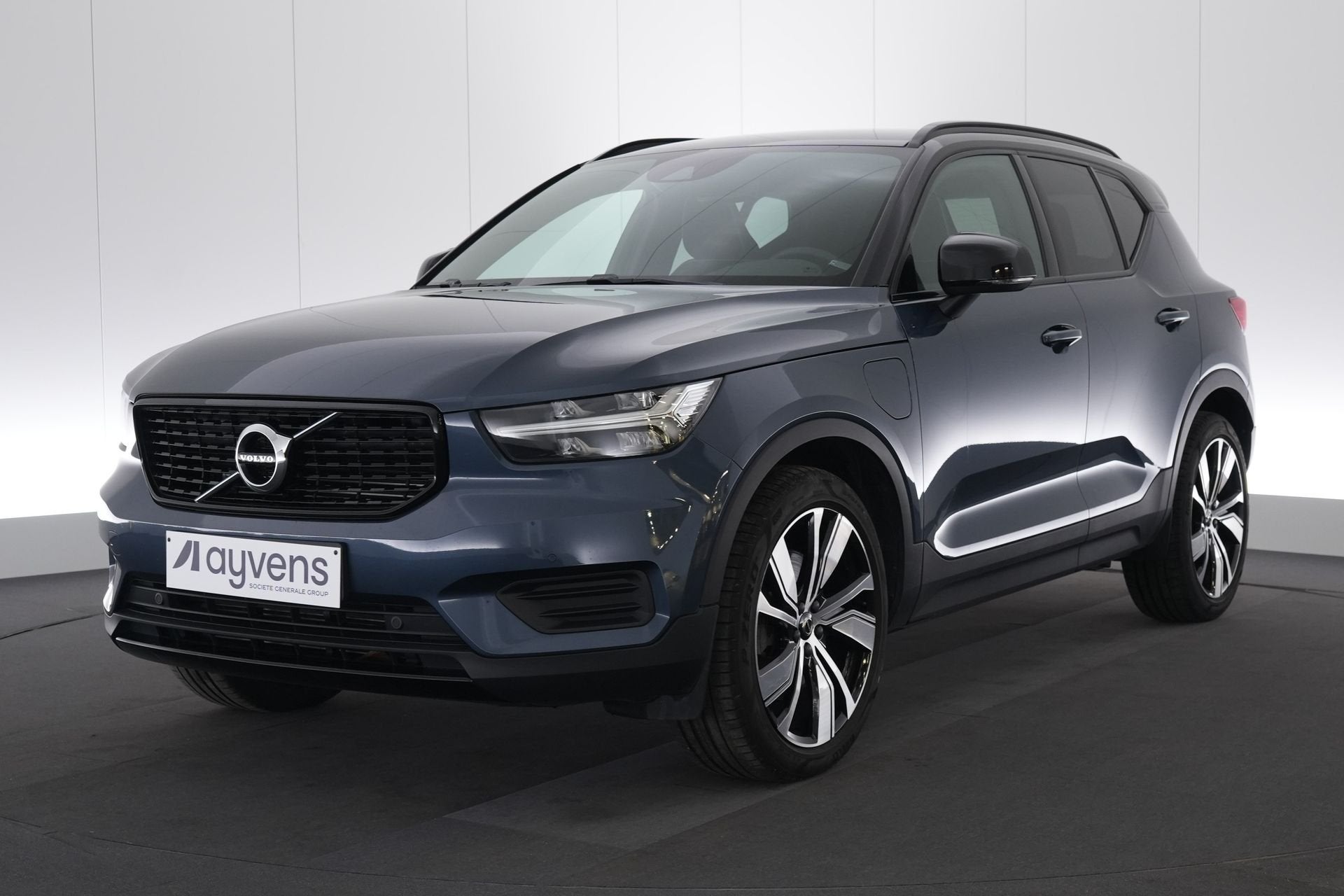 (2BLJ340) VOLVO XC40, Autos, Volvo, Entreprise, Achat, XC40, ABS, Caméra de recul, Régulateur de distance, Airbags, Air conditionné