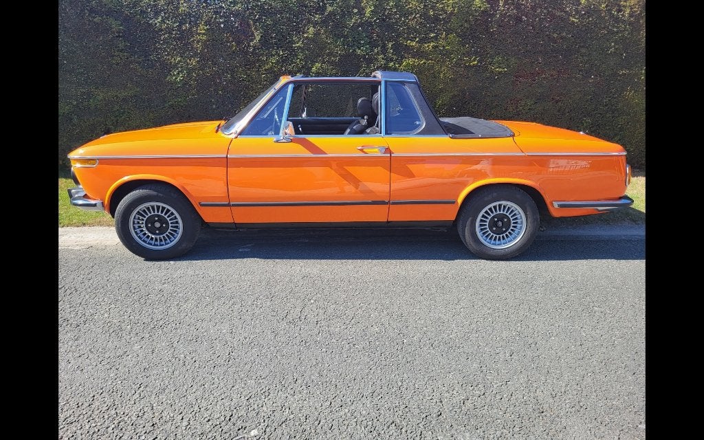 BMW 2002 Baur targa cabrio 1975 E10 nieuwtaat met historie, Auto's, 4 zetels, Achterwielaandrijving, Zwart, Overige kleuren