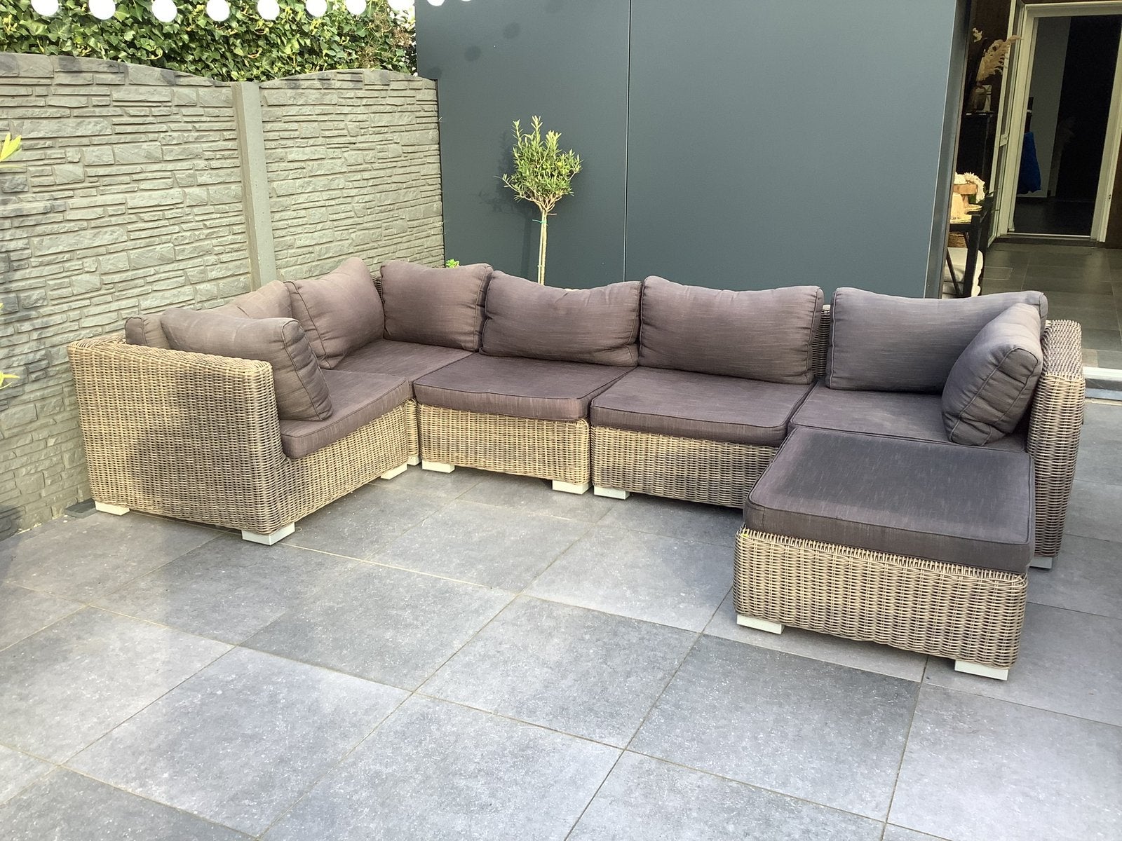 Wicker lounge, kan verschillende opstellingen gezet worden, Ophalen, 5 zitplaatsen, Gebruikt, Bank