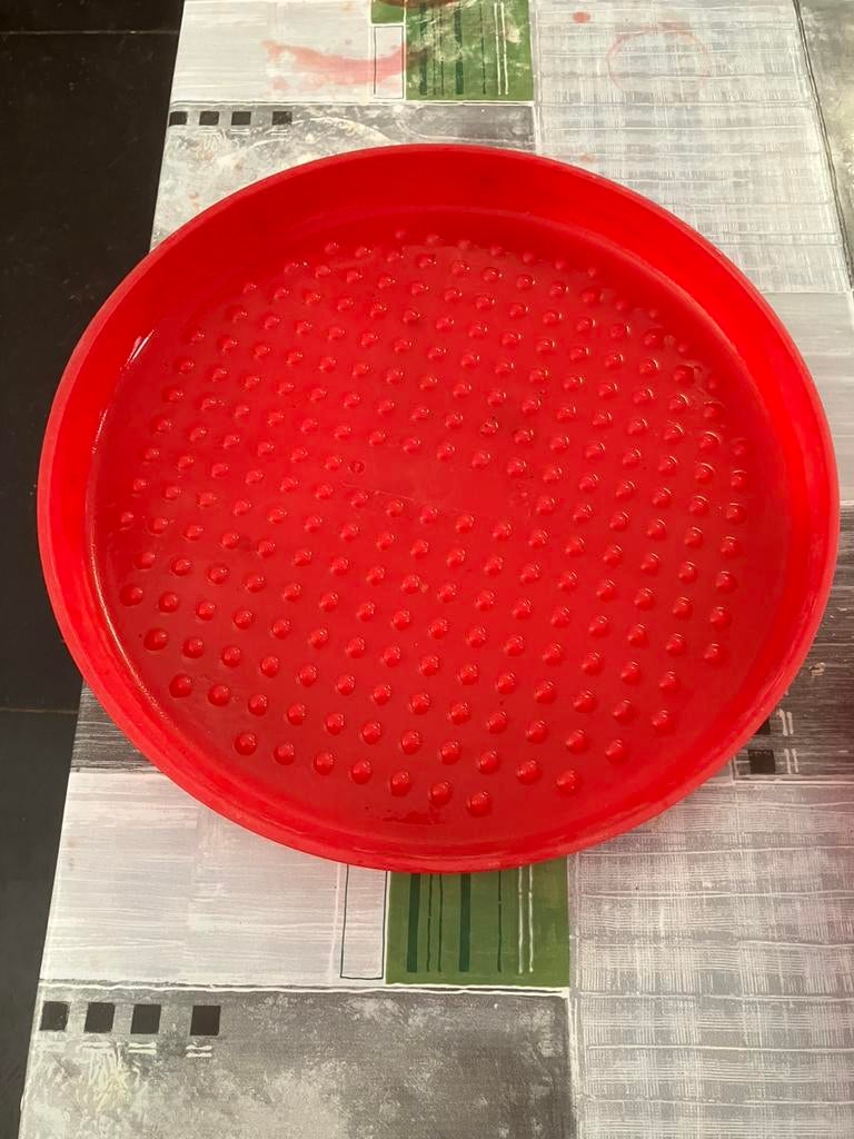 Plastiek schalen, Ophalen