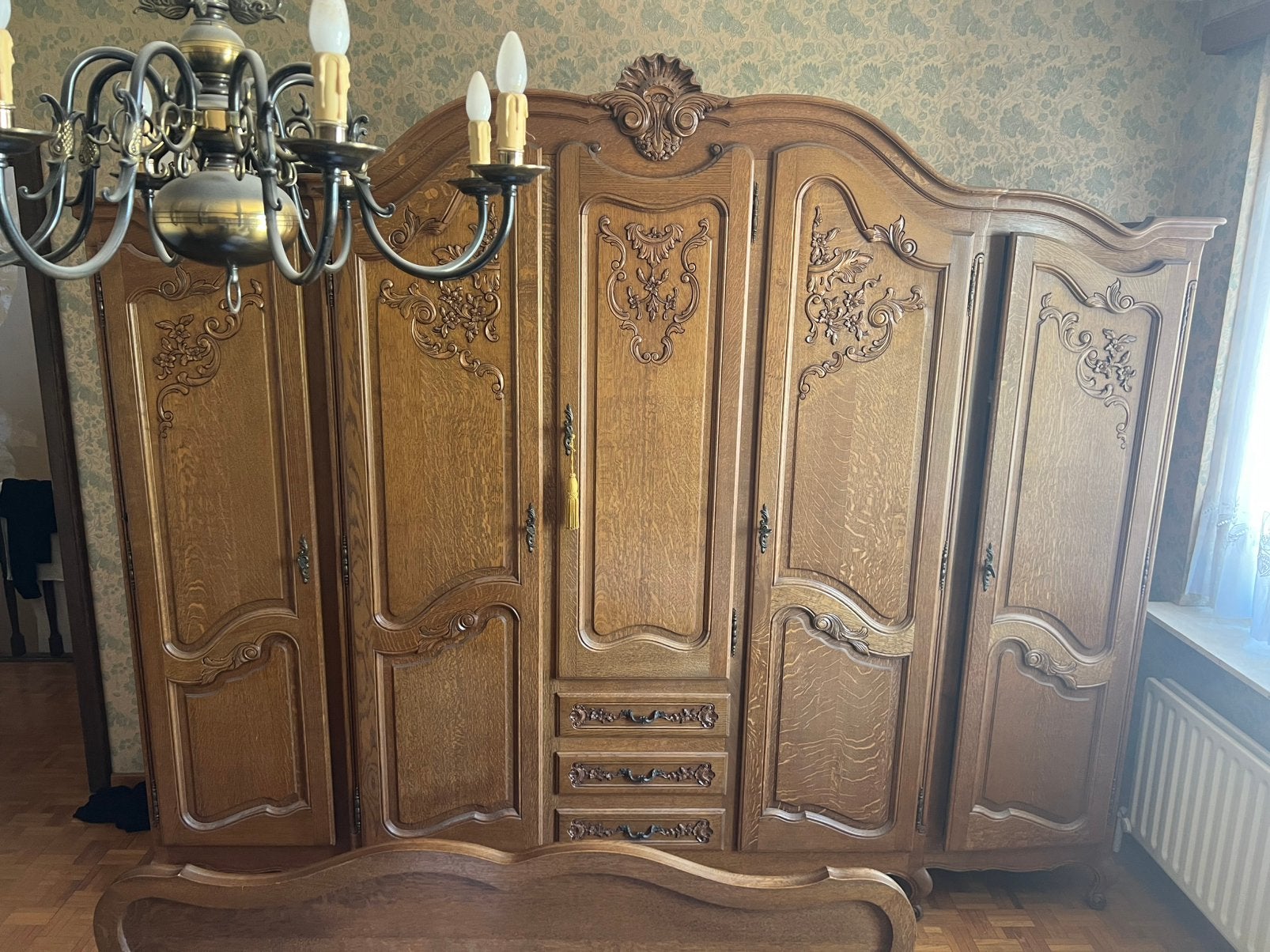 Armoire ancienne, Enlèvement