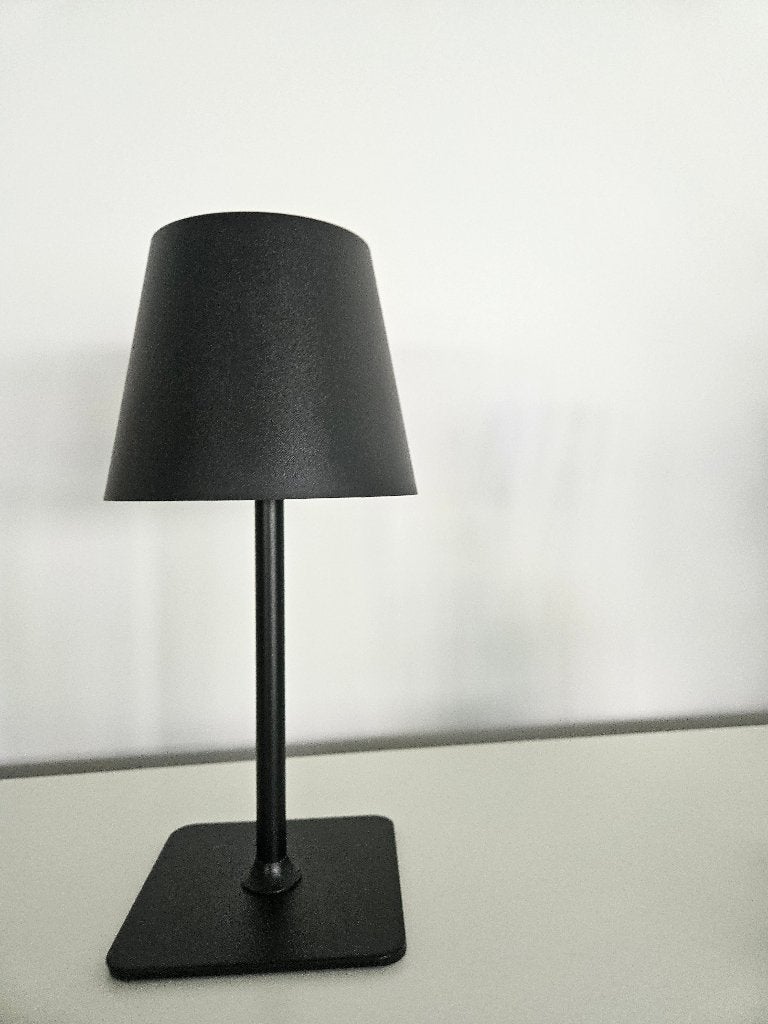 LED - lampe de table (NEUVE et INUTILISÉE), Neuf, Moins de 50 cm, Enlèvement ou Envoi, Modern, hedendaags, design